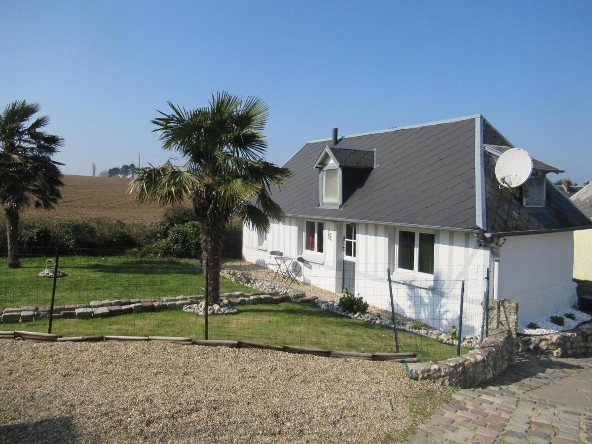 Chambre D'Hotes Proche Etretat Beaurepaire  エクステリア 写真